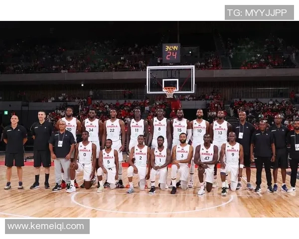 2017年男篮对阵安哥拉精彩回顾与赛场瞬间分析