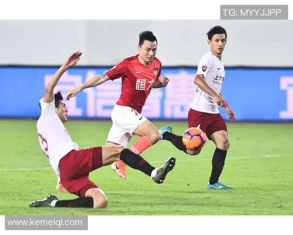 基尔队与因戈尔施队激战正酣谁能在这场较量中脱颖而出