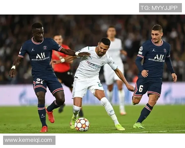 巴黎与曼联次回合精彩对决录像回顾及赛后分析