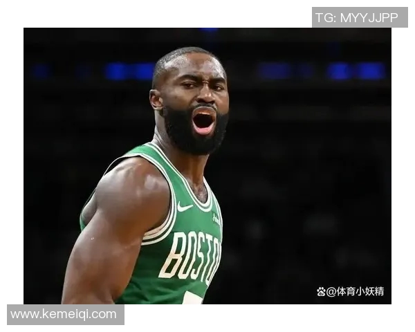 猛龙与凯尔特人激战正酣球迷热议精彩瞬间与战术对决