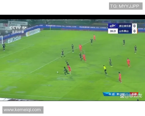 波兹南与乌德勒支的激烈对决展现足球魅力与战术智慧的完美结合