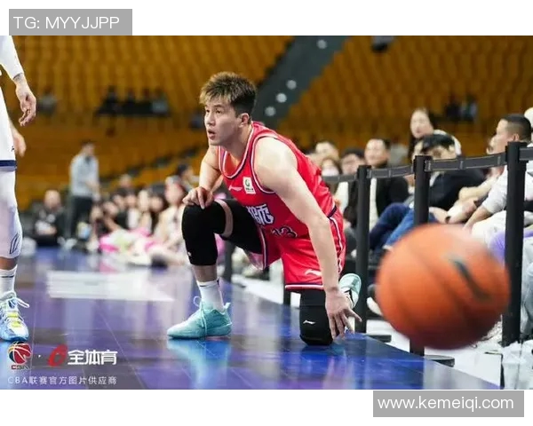 郭艾伦领衔中国篮球新篇章展现个人魅力与团队精神的完美结合