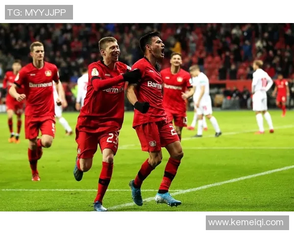 周一011汉堡主场迎战科隆双方争夺关键三分激战在即