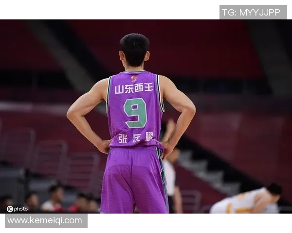 张庆鹏:从篮球场上的拼搏者到生活中的追梦人