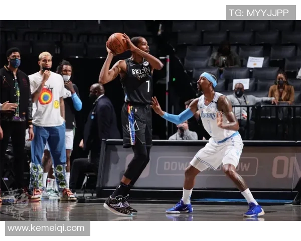 银河队与达拉斯队激战正酣比分悬念迭起引人关注